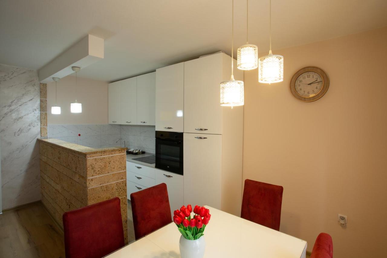 Bruno Apartments Novi Pazar Eksteriør billede